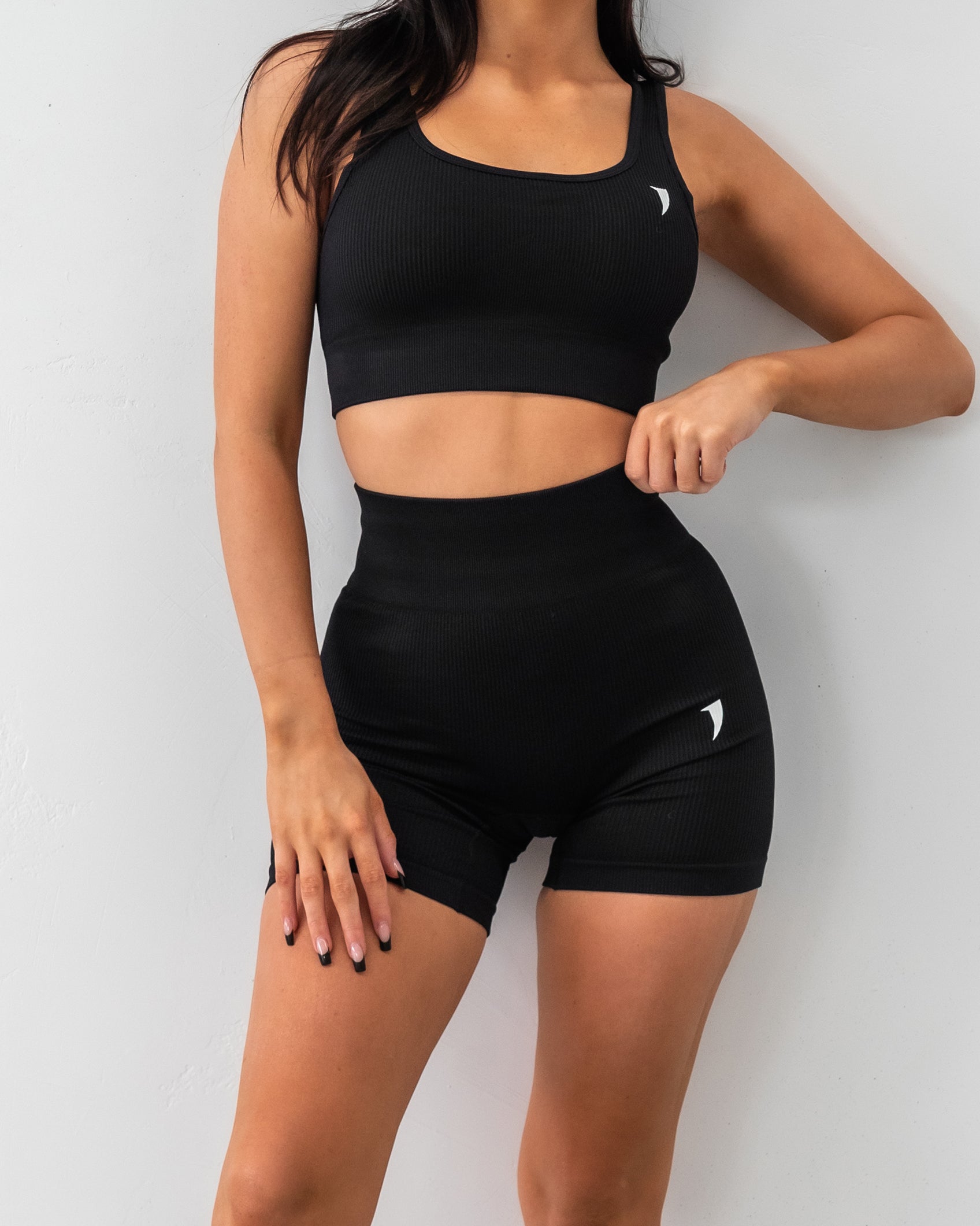 Ribbed Seamless Bra - Black - Saber Apparel