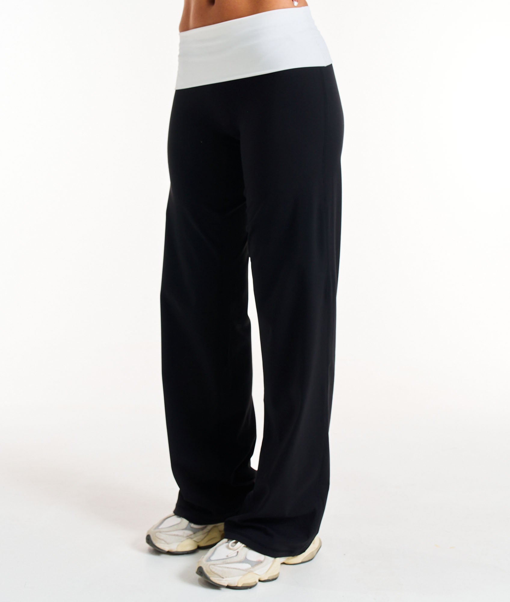 Foldover Straight Leg Leggings - Black/White