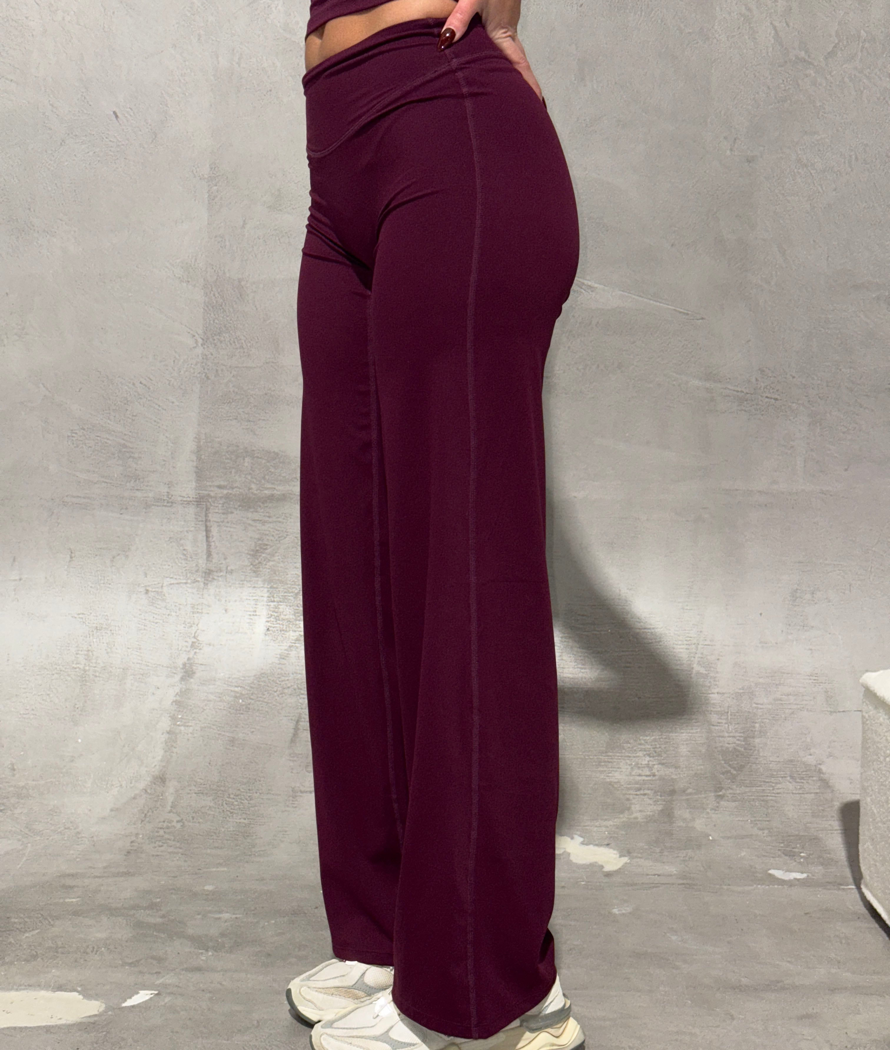 Straight Leg Leggings - Cherry Wine