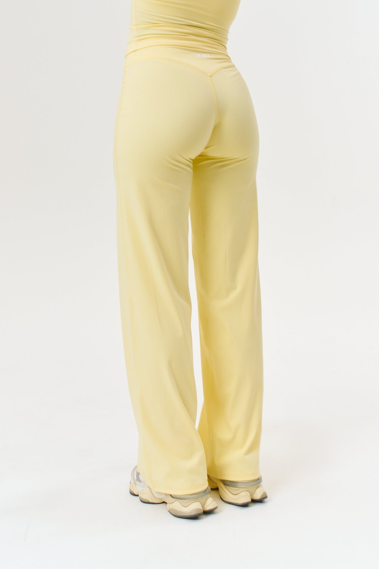 Straight Leg Leggings - Butter