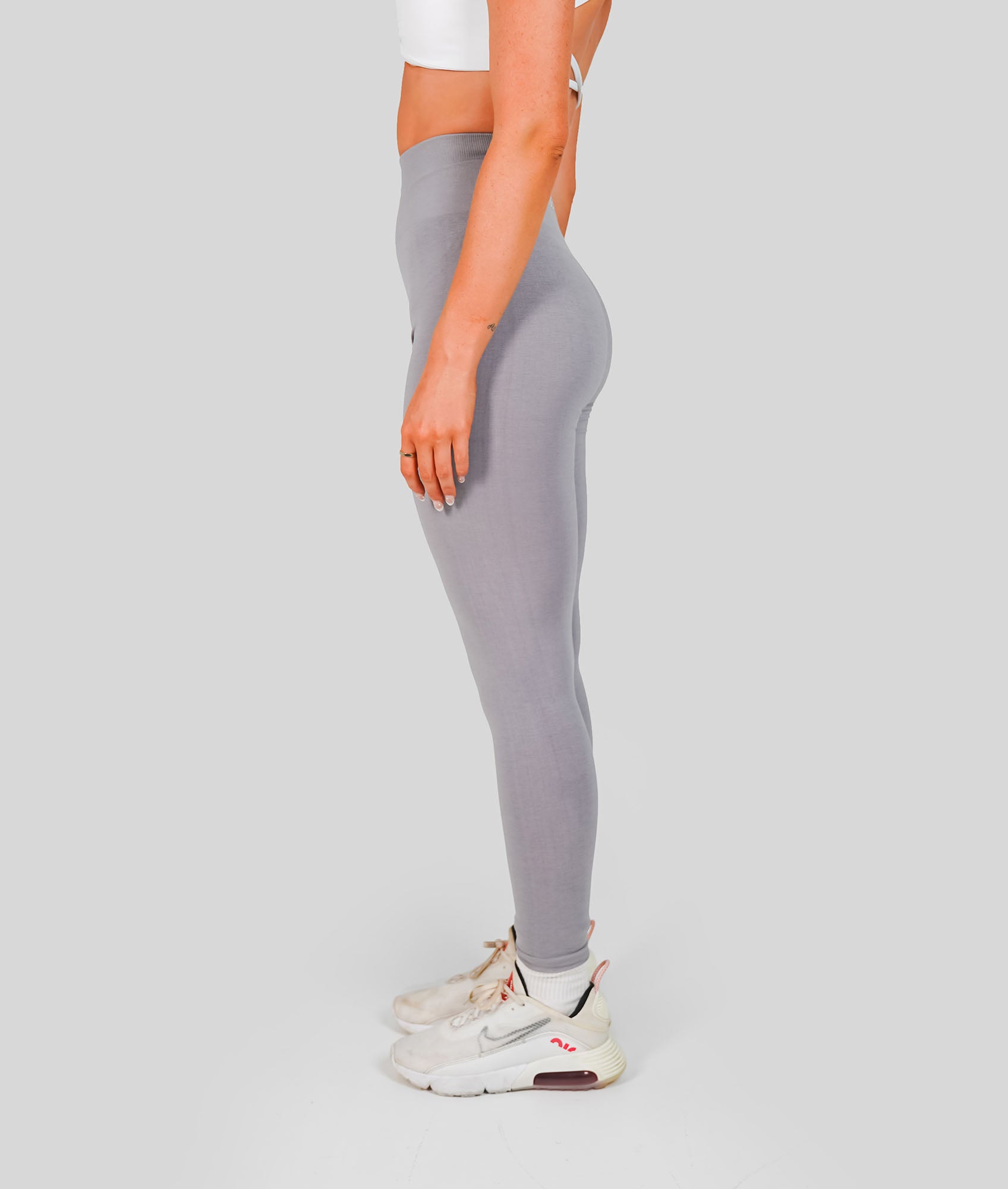 Reflex Seamless Scrunch Leggings - Cloud Grey - Saber Apparel