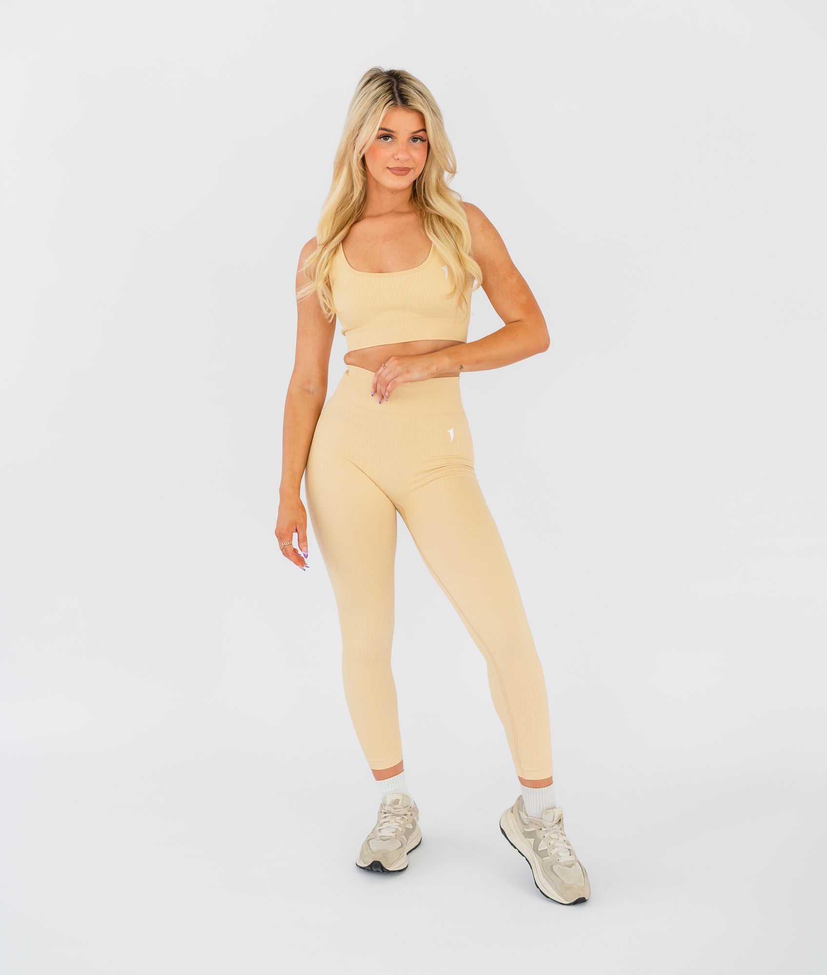 Ribbed Seamless Bra - Latte - Saber Apparel